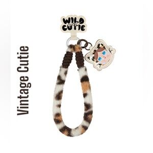 CRYBABY Wild but Cutie Pop Mart Series-Phone Charm/Bag Charm Box - Vintage Cutie